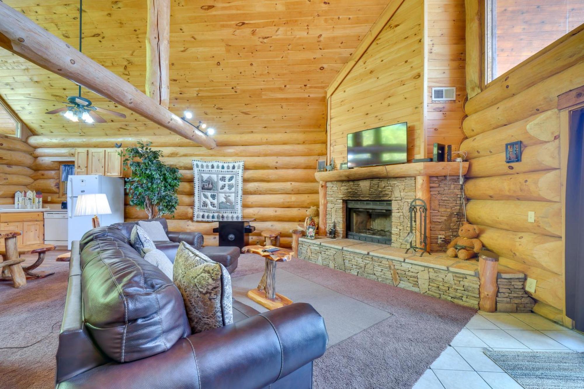 Gatlinburg Cabin With Hot Tub About 11 Miles To Downtown מראה חיצוני תמונה