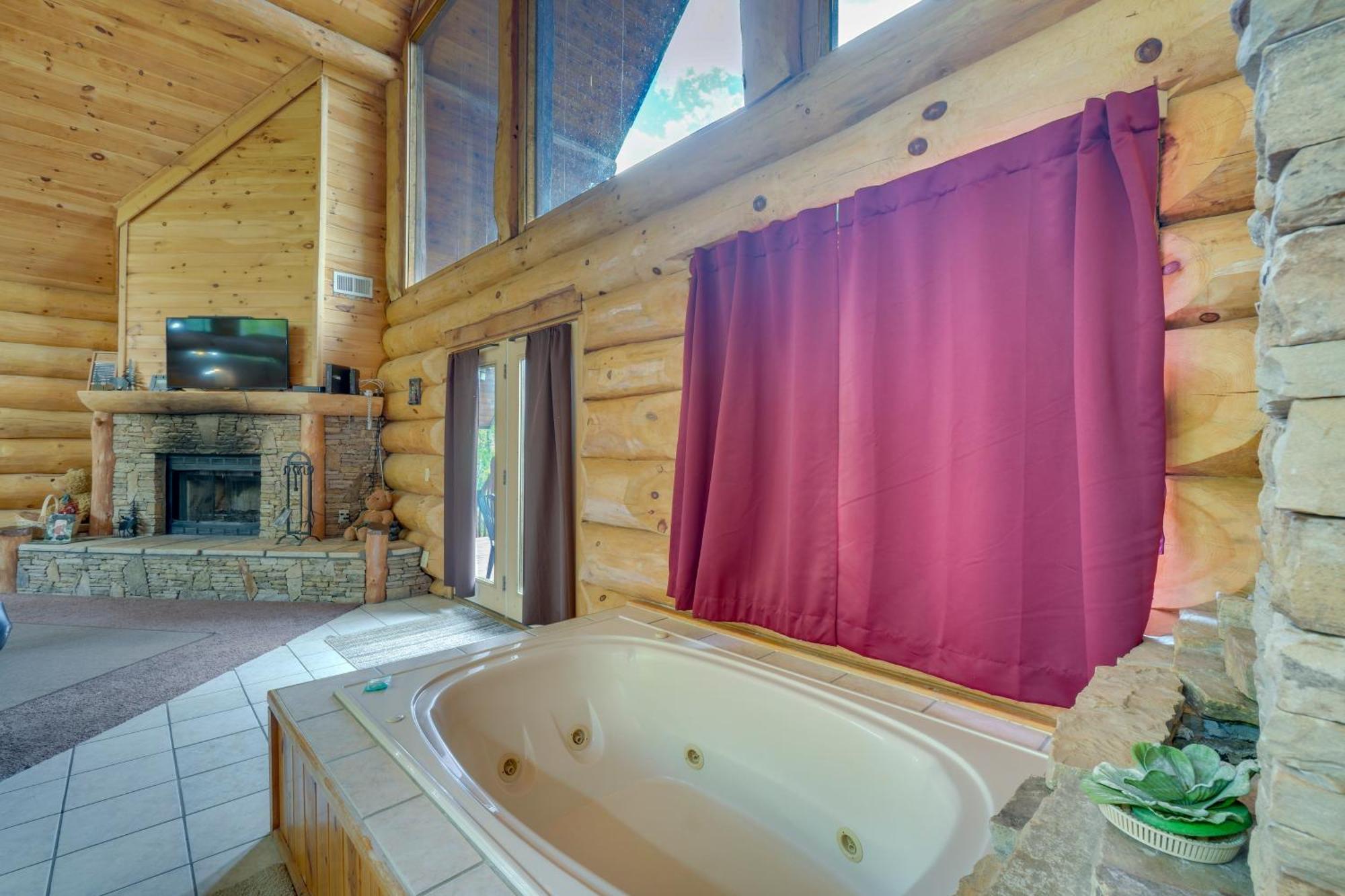Gatlinburg Cabin With Hot Tub About 11 Miles To Downtown מראה חיצוני תמונה